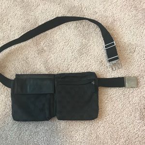 vintage fanny pack gucci